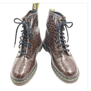 Dr Martens Boots Women's US‎ 8 Brown Croc Leather Made in England